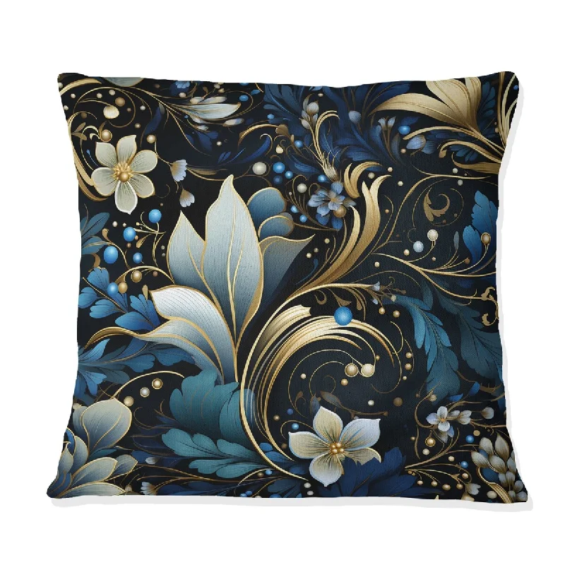 Designart "Victorian Elegance Paisley Pattern IX" Paisley Printed Throw Pillow