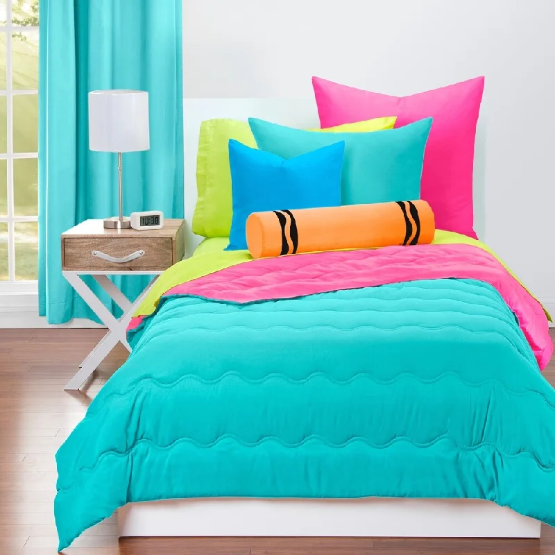 Crayola Turquoise Blue and Hot Magenta Reversible 3-piece Comforter Set